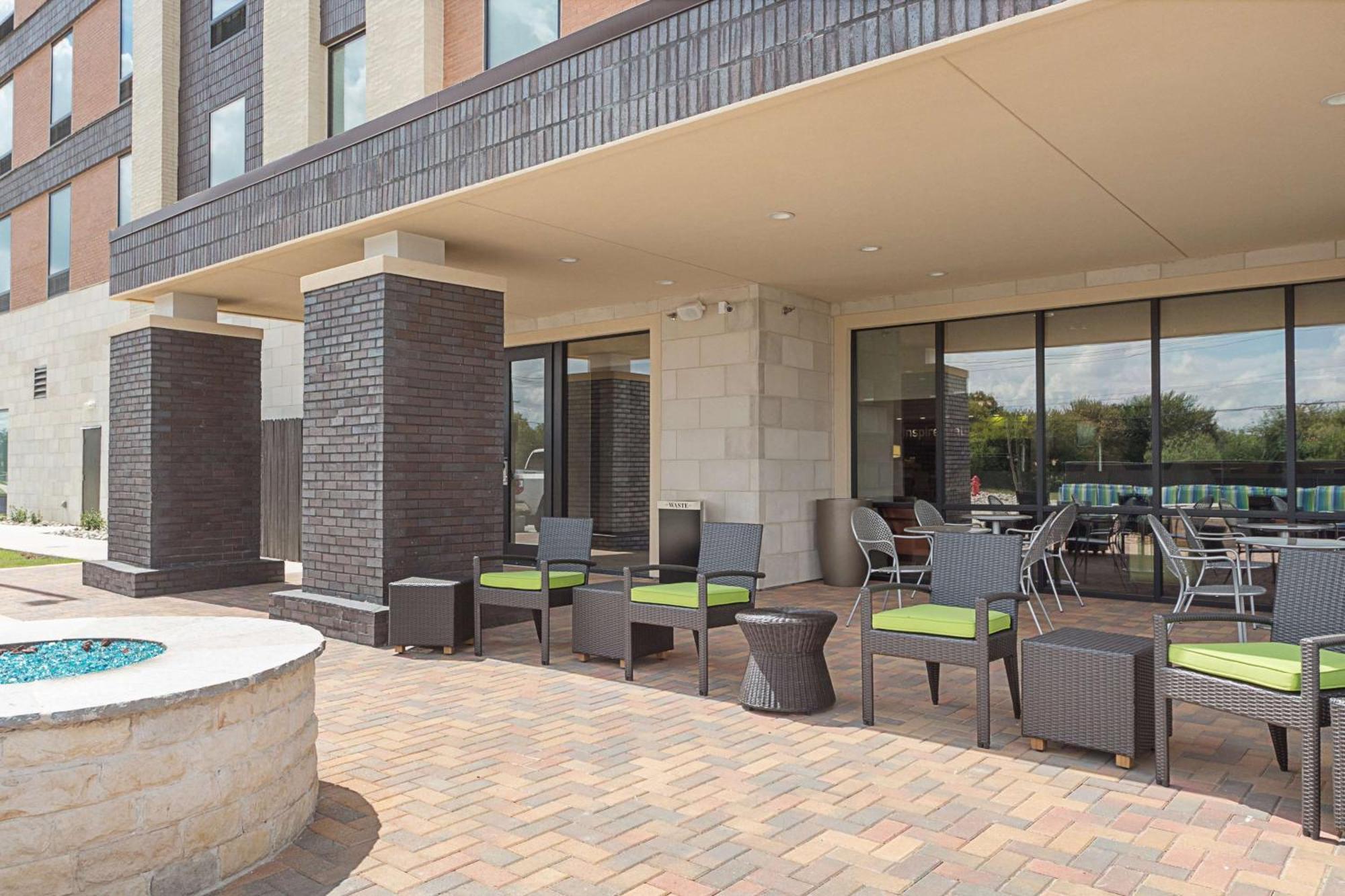Home2 Suites By Hilton Dallas Grand Prairie Exterior foto